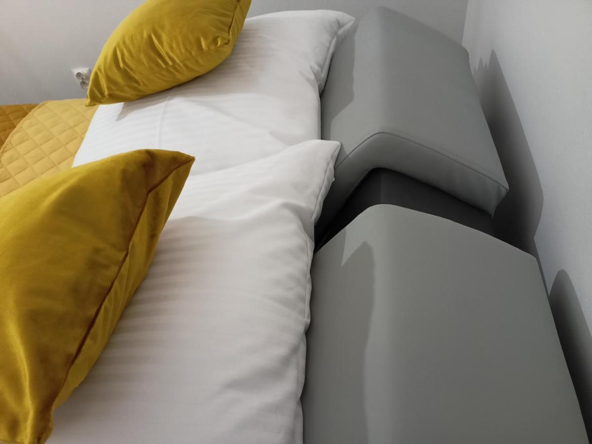 Apartament Radiostacja, Parking Free, Klimatyzacja กลีวิตเซ ภายนอก รูปภาพ